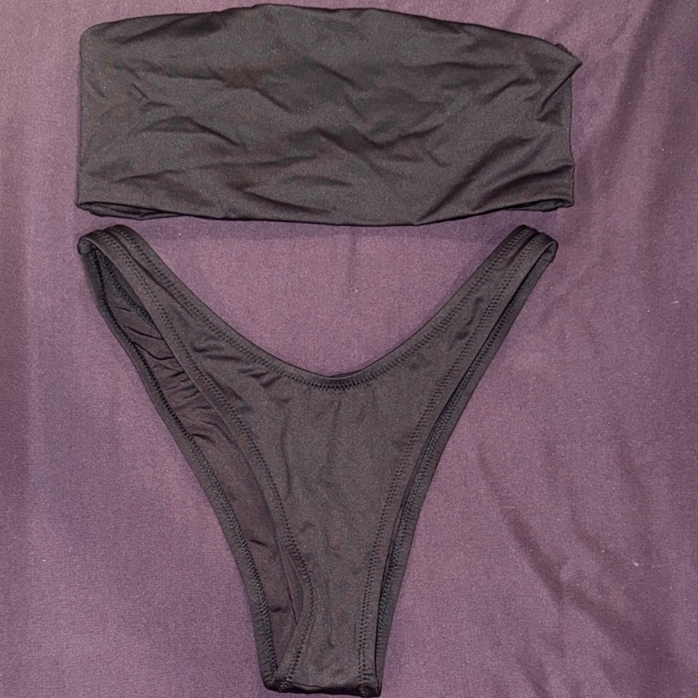 SKIMS Black Strapless Bikini Set Size Small Minimalist Two Piece Swimwear